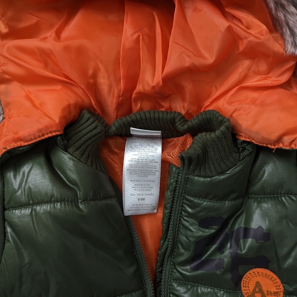 ⭐ NWT- Baby Winter Snowsuit- 6-9 Months- Coat- Jacket- Gloves -  Green Olive - Picture 4 of 6